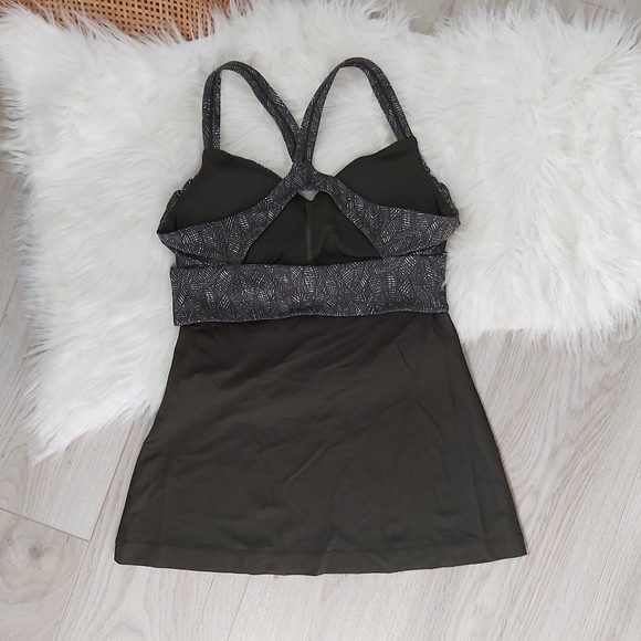 ⭐ HOST PICK ⭐Lululemon Wrap It Up Tank Top - Picture 5 of 9